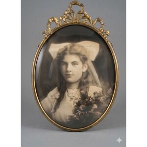 Signed Antique Convex Glass Portrait 14x11 Ribbon Frame J.W. Holloway Provenance